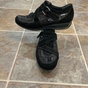 Women's Stuart Weizman Bling Shoes 8